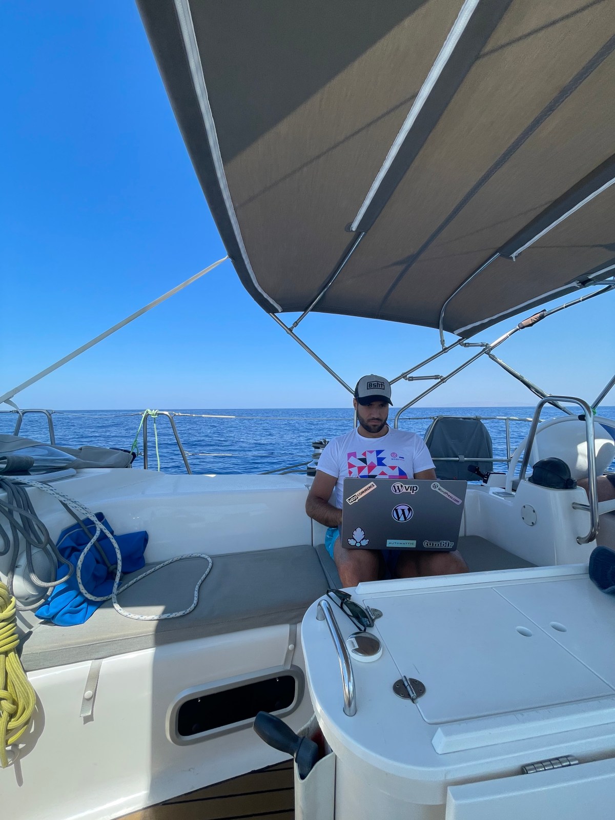 Working from a sailboat for 1 week